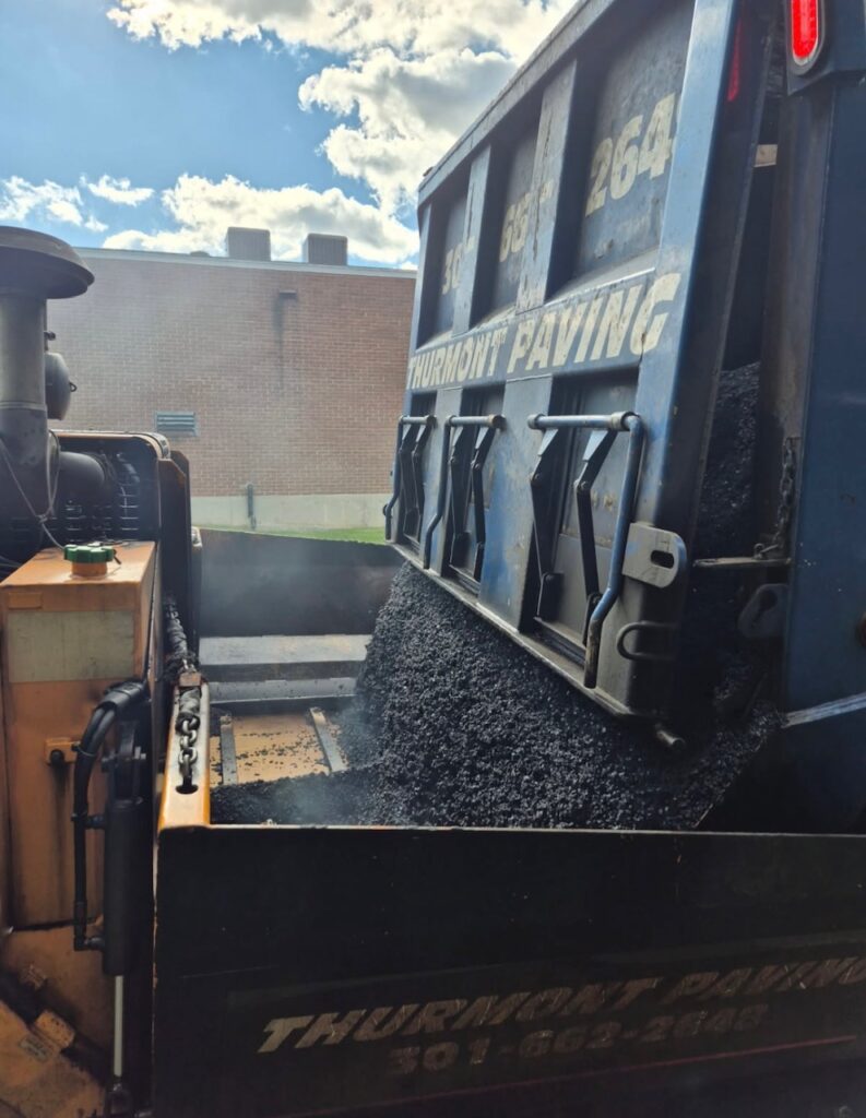 asphalt-roller-compaction