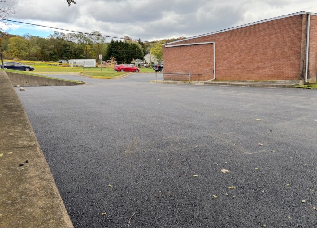 parking-lot-striping-asphalt